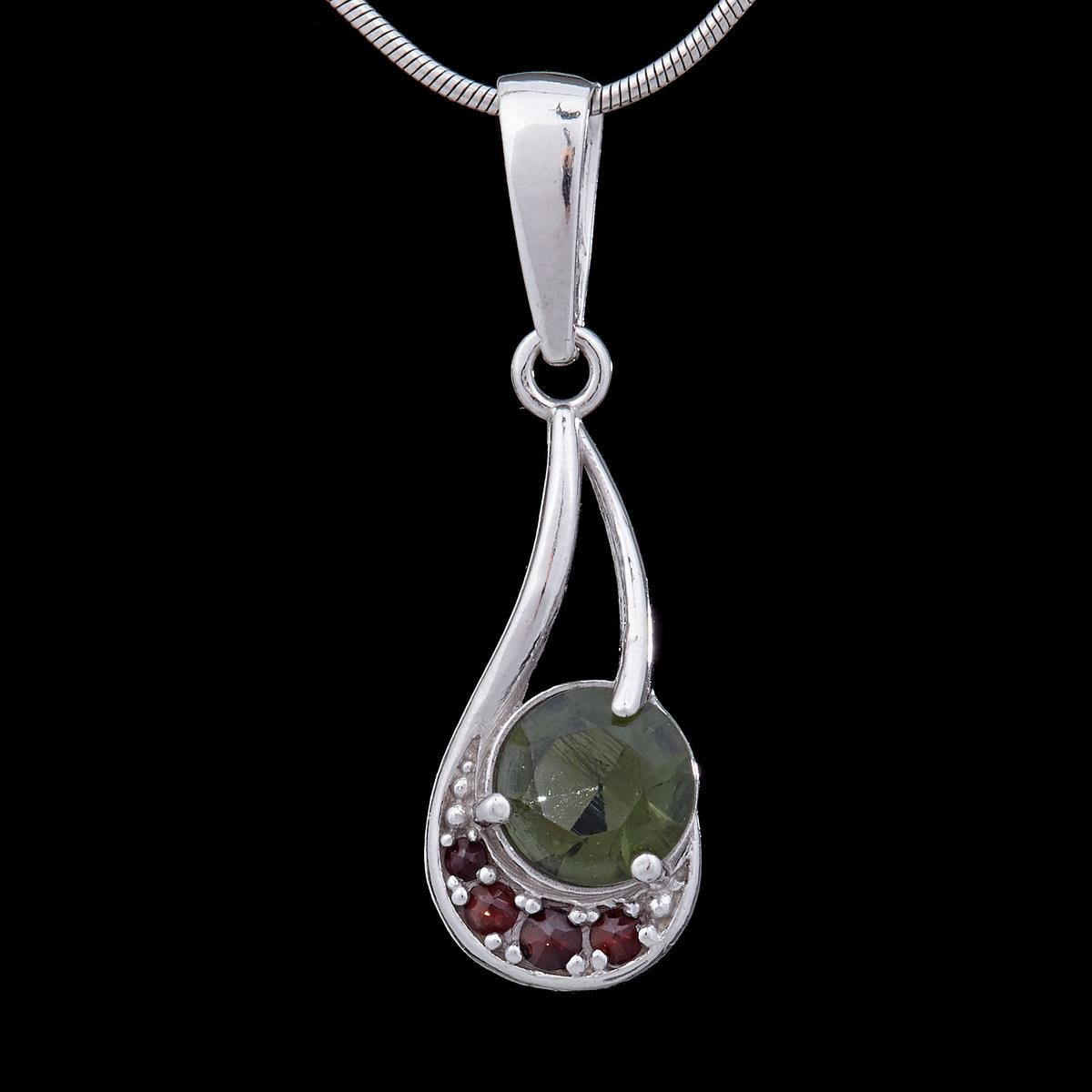 Silver pendant with moldavite and garnets 1112