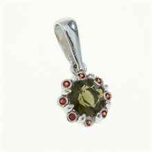 Silver pendant with moldavite and garnets 1125