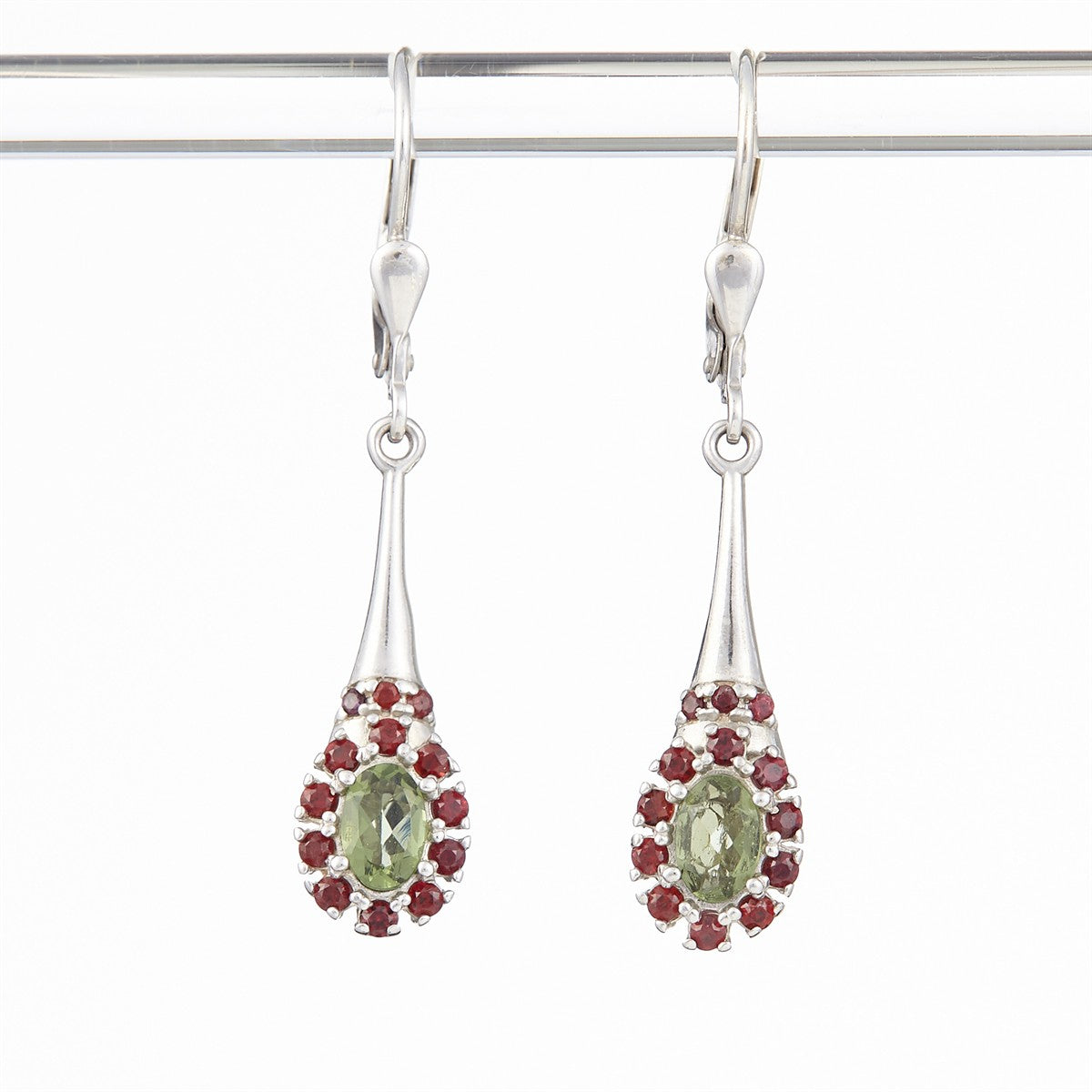 Silver earrings with moldavites and garnets 2005-4