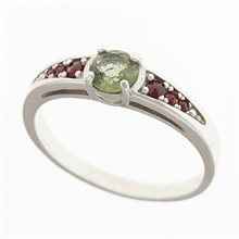 Silver ring mit moldavite and garnets 3038