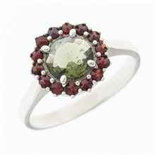 Anello in argento con moldavite e granati 3073G