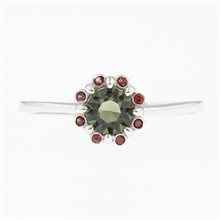 Anello in argento con moldavite e granati 3125