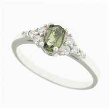 Anello in argento con moldavite e zirconi 3042