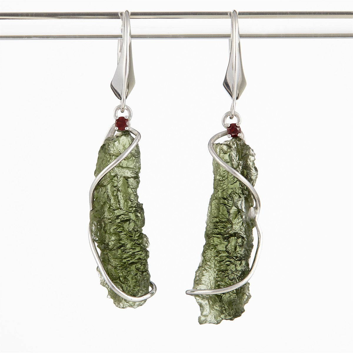 Silver earrings with natural moldavites AN9127-4