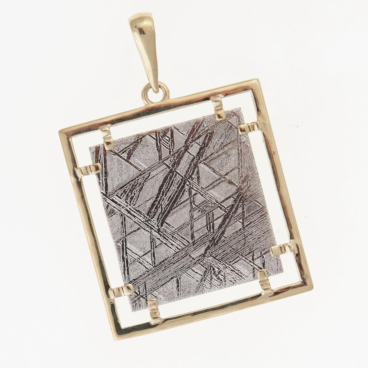 Golden pendant with meteorite 003