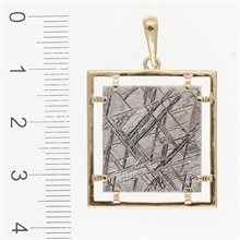 Golden pendant with meteorite 003
