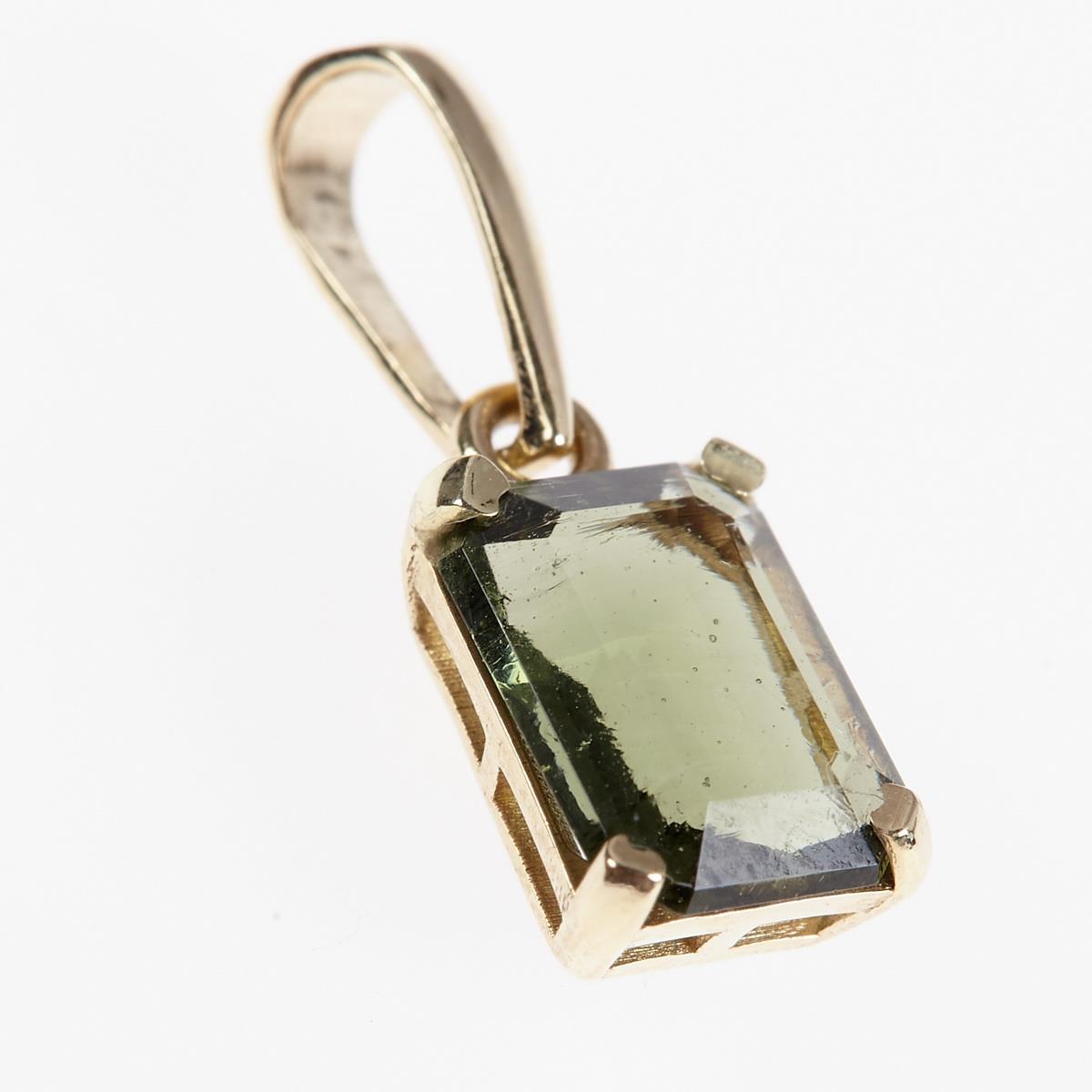 Golden pendant with moldavite 1386