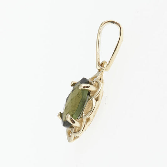 Pendente in oro con moldavite 1422