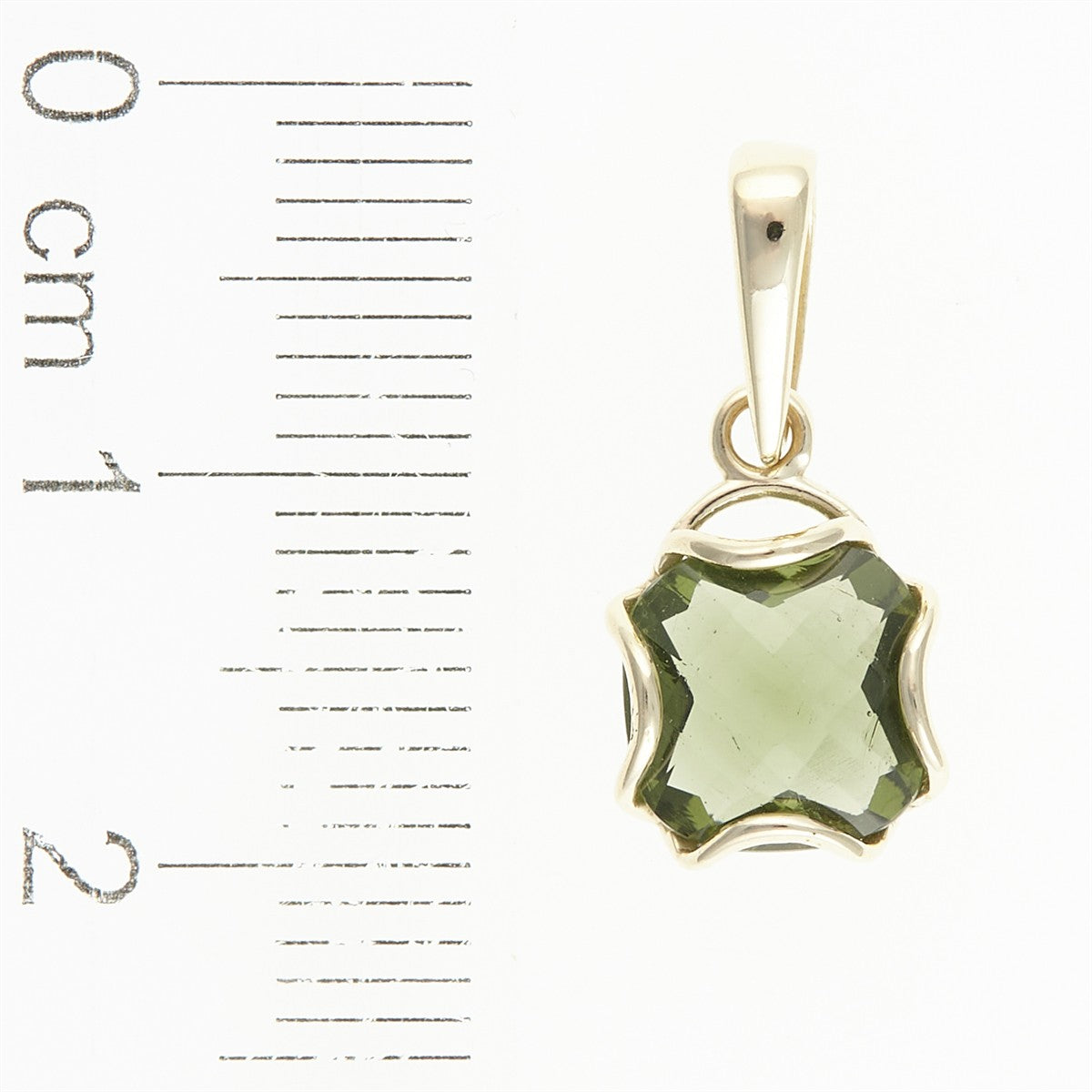 Golden pendant with moldavite 1527