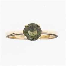 Anello d'oro con moldavite 3137