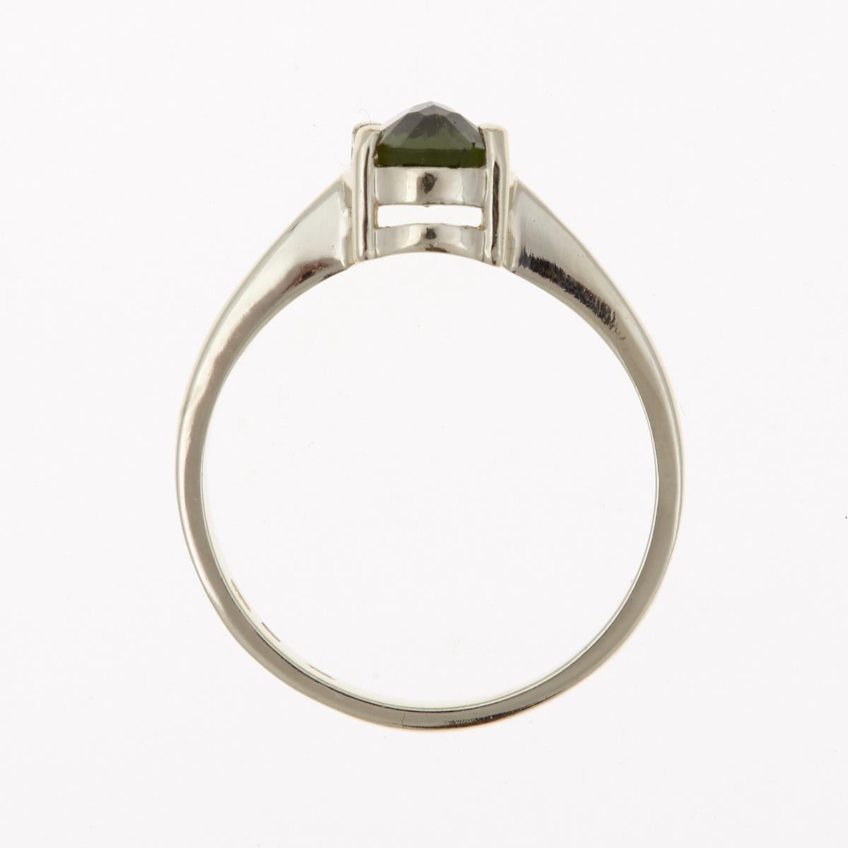Golden ring with moldavite 3191