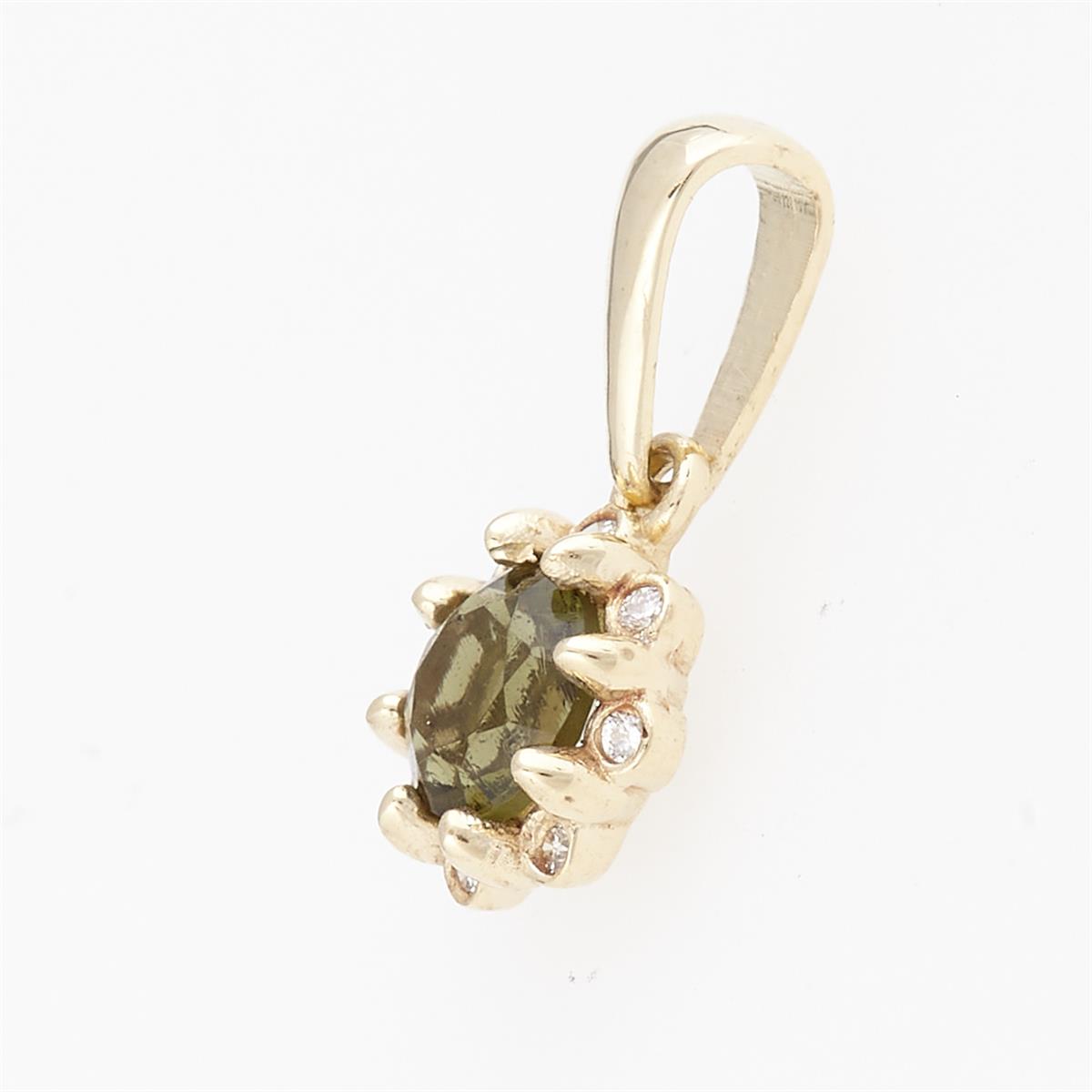 Gold pendant with moldavite and diamonds AUVD1125