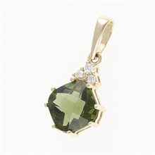 Gold pendant with moldavite and diamonds 1492