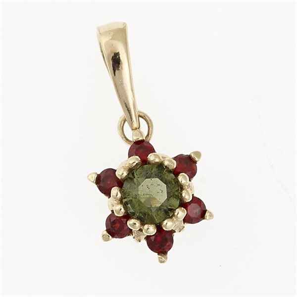 Ciondolo dorato con moldavite e granati 1007