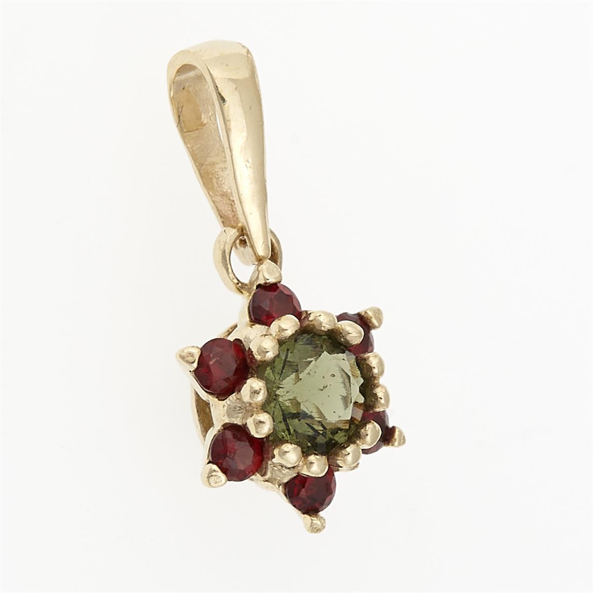 Golden pendant with moldavite and garnets 1007