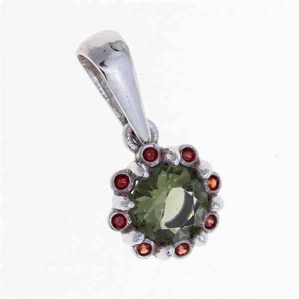 Ciondolo in oro con moldavite e granati AUVG1125WG