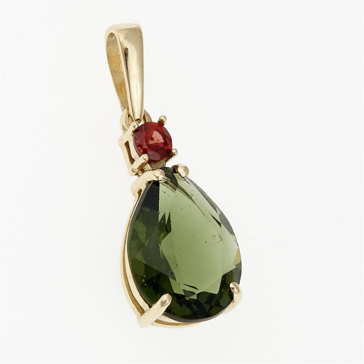 Golden pendant with moldavite and garnets 1334