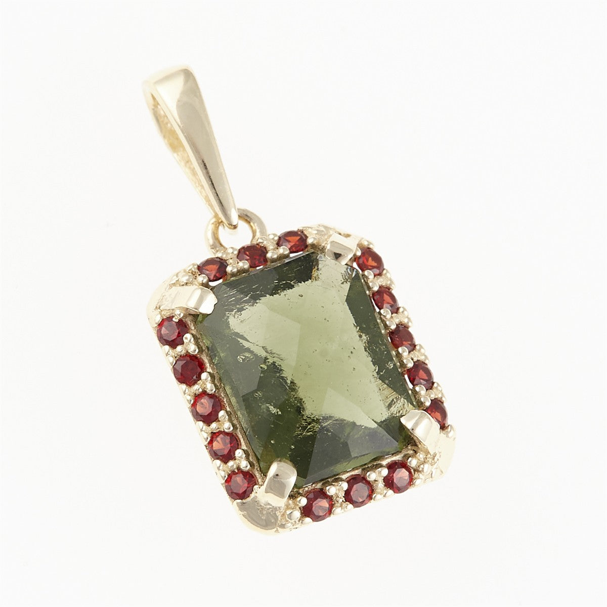 Golden pendant with moldavite and garnets 1472