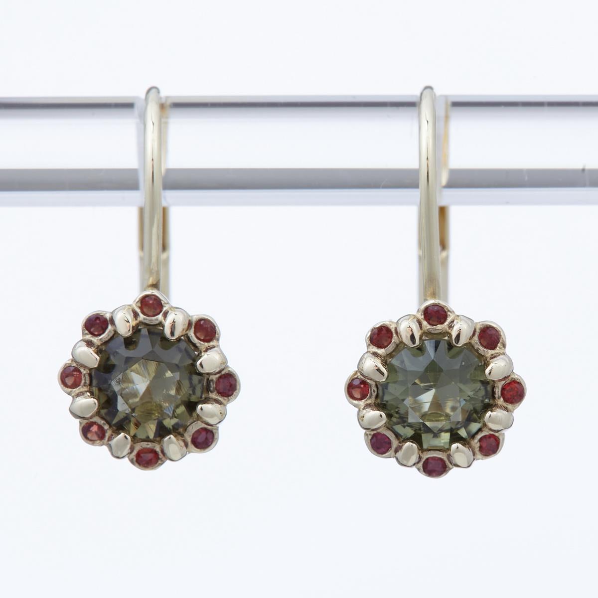 Golden earrings with moldavites AUVG2125-4