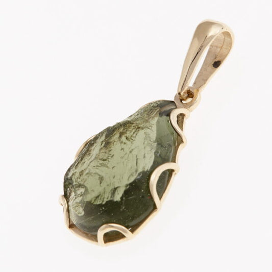 Pendente in oro con a moldavite