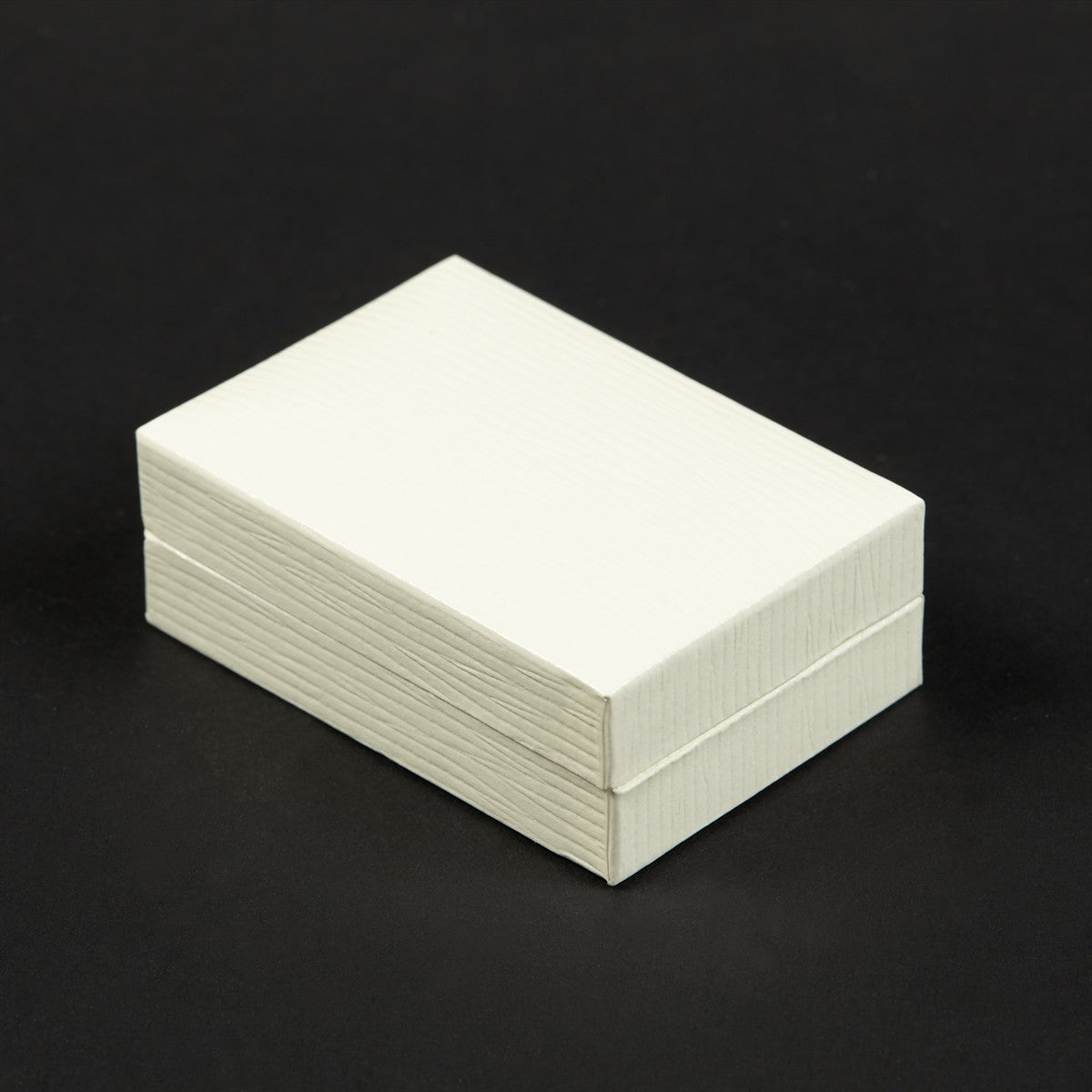 Gift box for a earrings or pendant
