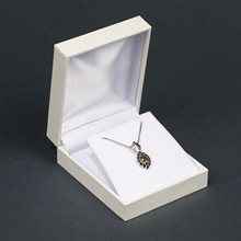 Gift box for a earrings or pendant