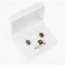 Gift box for a earrings or pendant