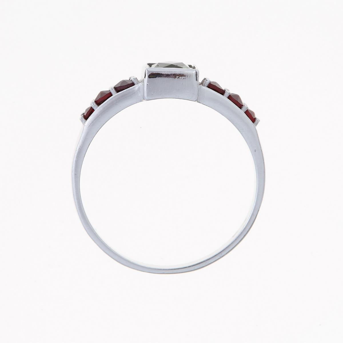 Silver ring mit moldavite and garnets 2025