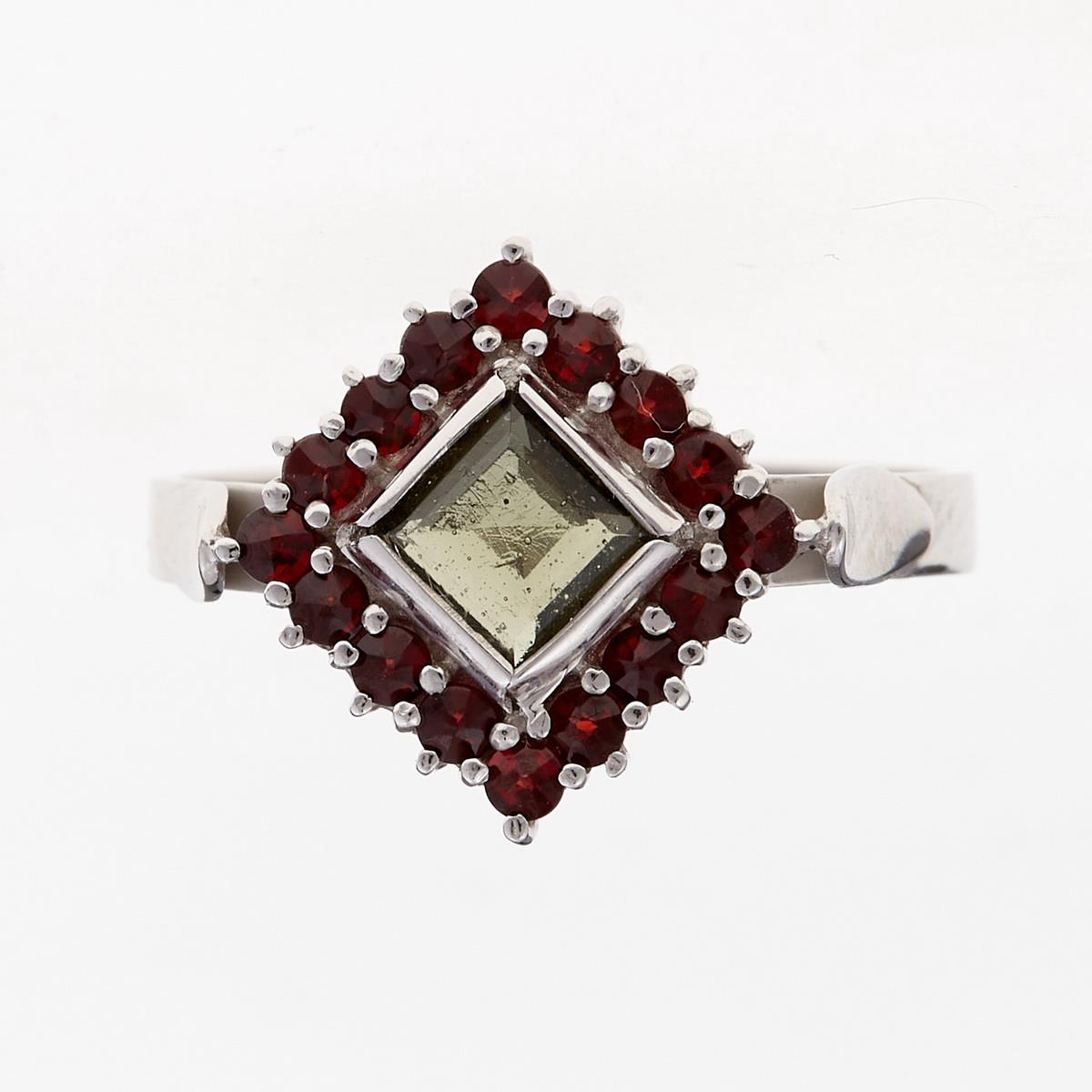 Silver ring with moldavite and garnets 9022