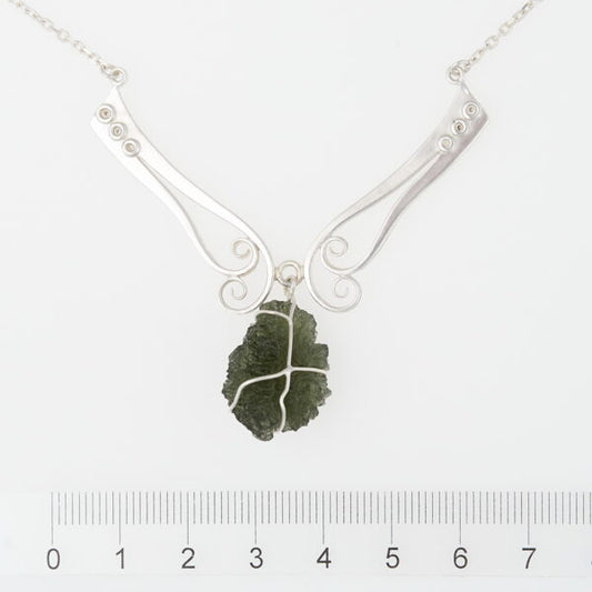 Collana d'argento con moldavite  e zirconi 889