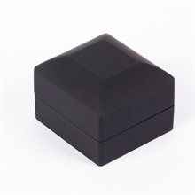 LED Illuminated Gift Box for Ring