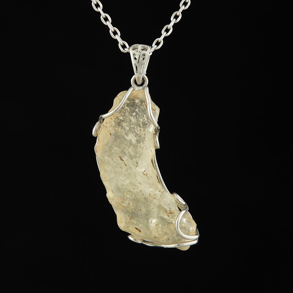 Pendant with Libyan glass 25-010