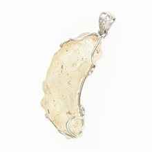 Pendant with Libyan glass 25-010