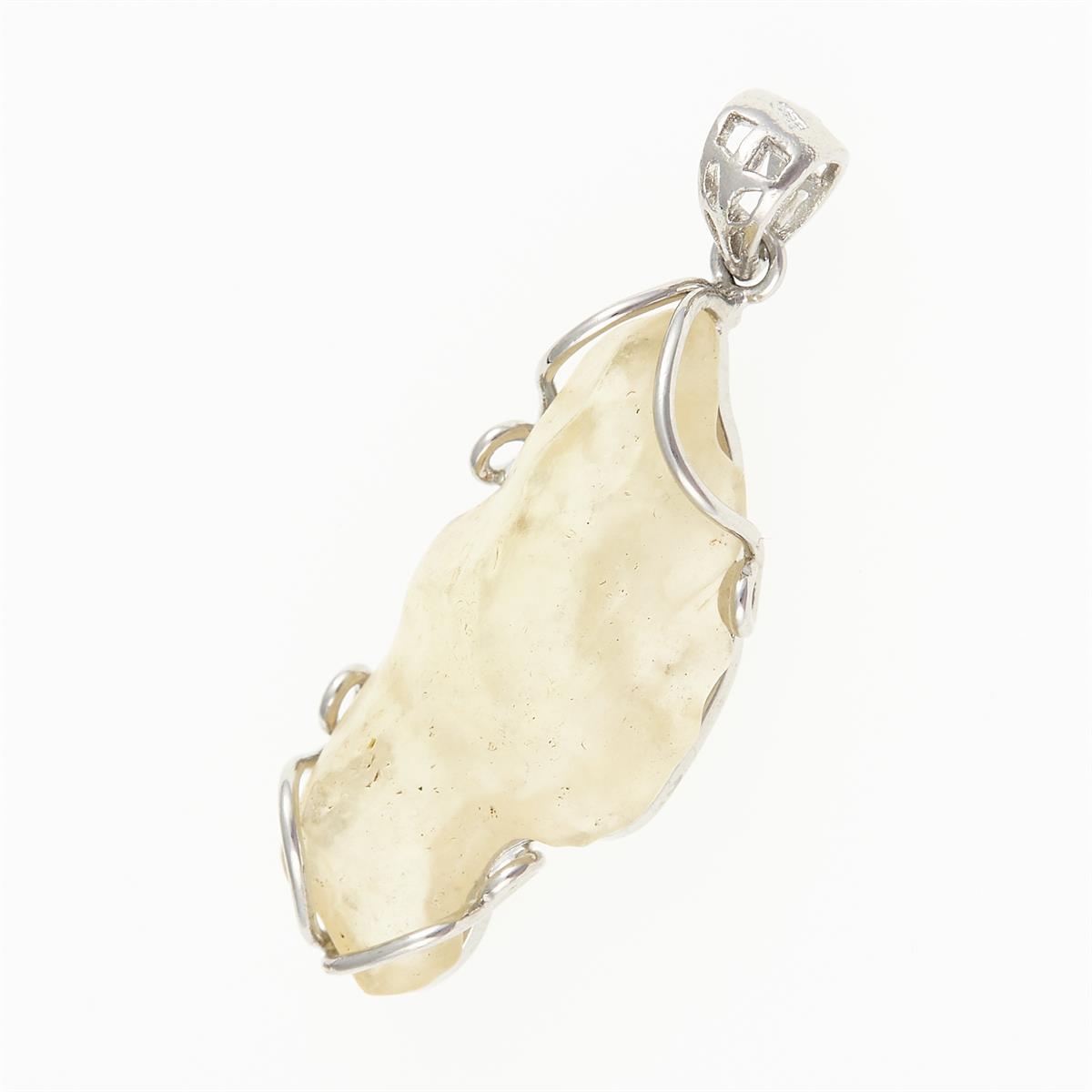 Pendant with Libyan glass 25-17