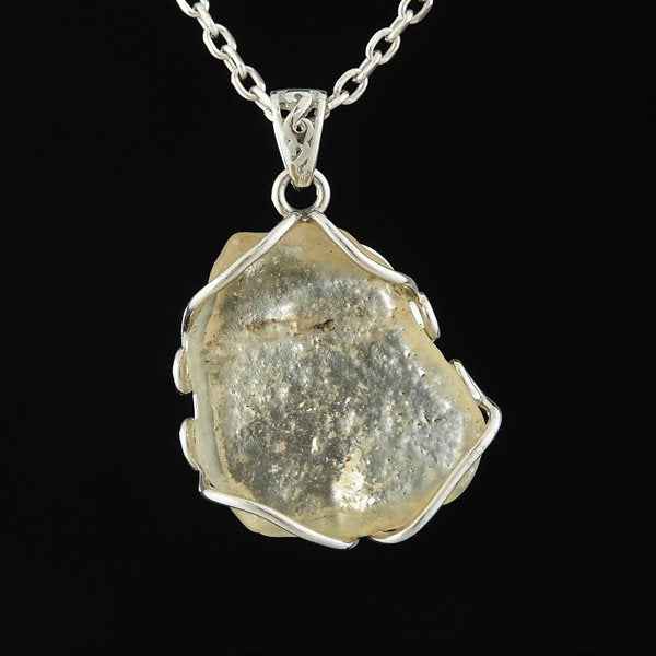 Pendant with Libyan glass 25-62