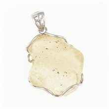 Pendant with Libyan glass 25-71