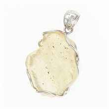 Pendant with Libyan glass 25-71
