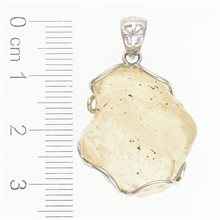 Pendant with Libyan glass 25-71
