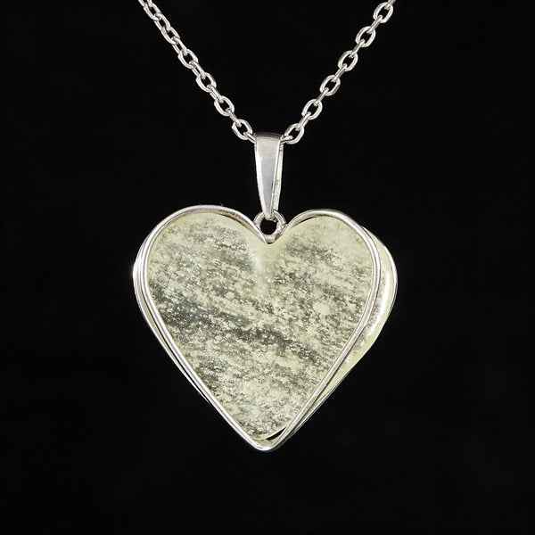 Silver pendant with Libyan glass - heart 25-83