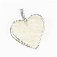 Silver pendant with Libyan glass - heart 25-83