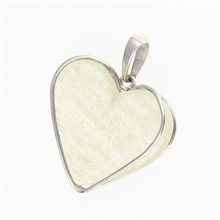 Silver pendant with Libyan glass - heart 25-83