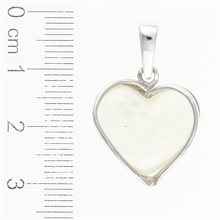 Silver pendant with Libyan glass - heart 25-85