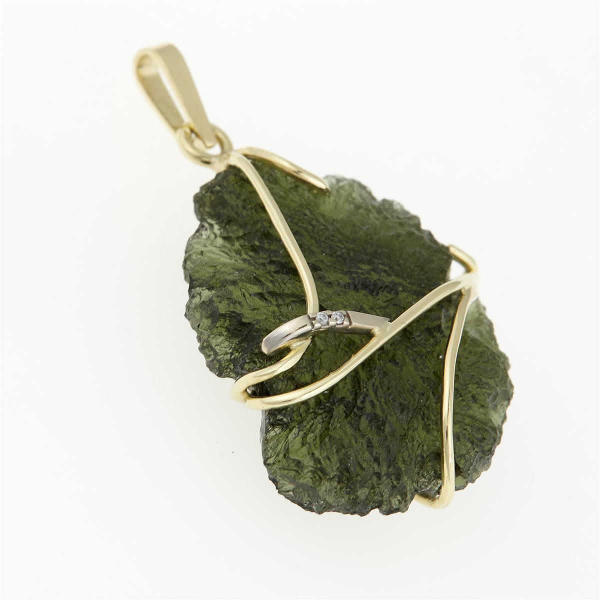 Golden pendant with a moldavite and zirconia 5664