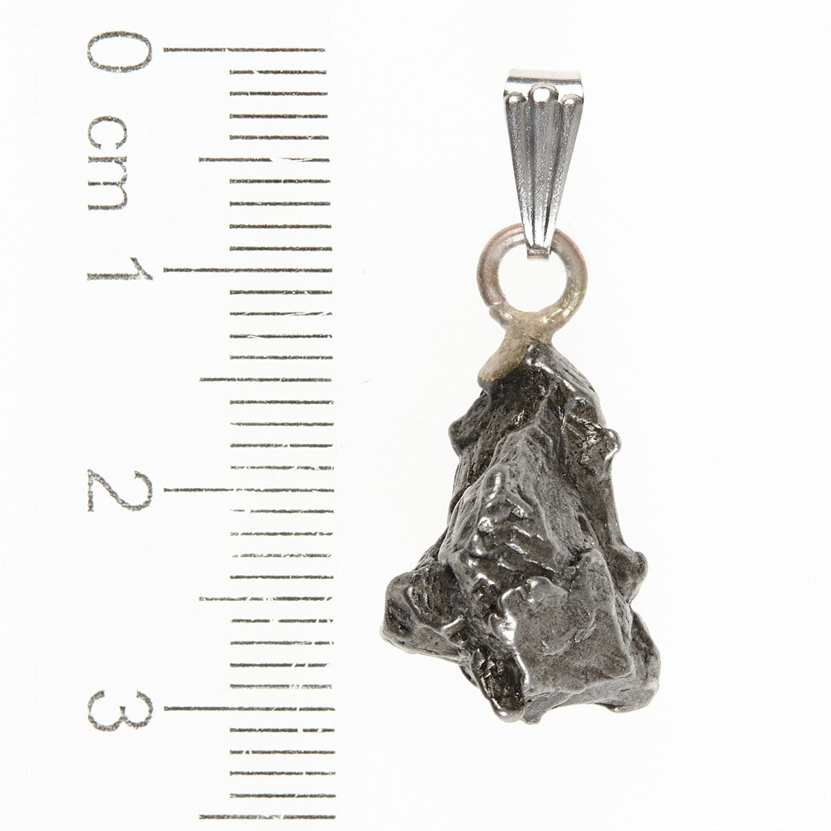 Pendant with meteorite 050