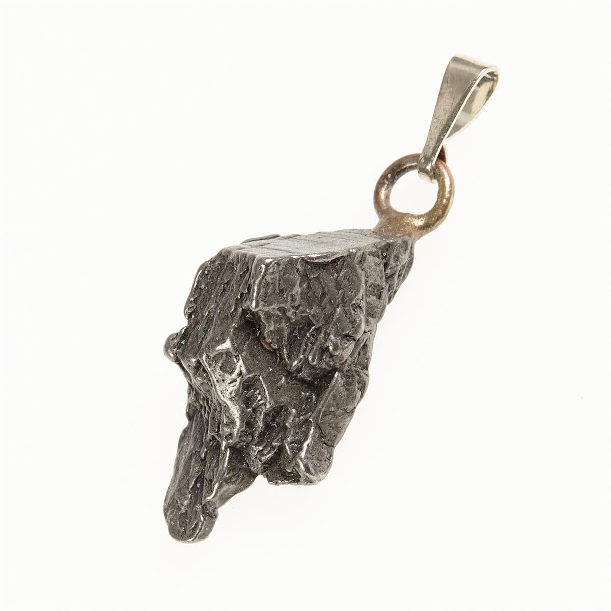 Pendant with meteorite 051