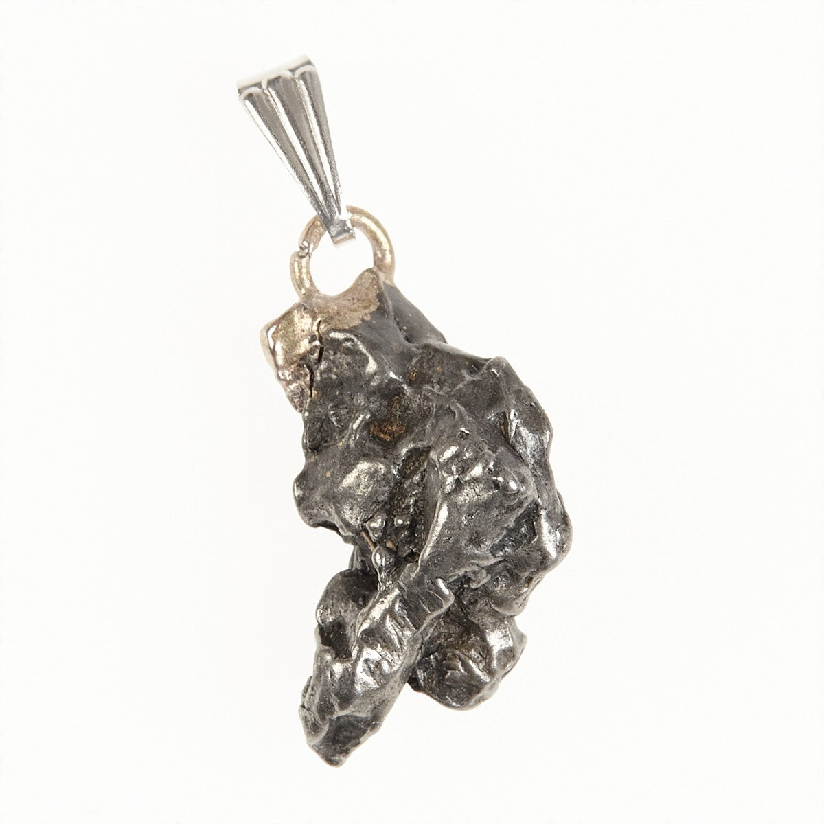 Pendant with meteorite 052