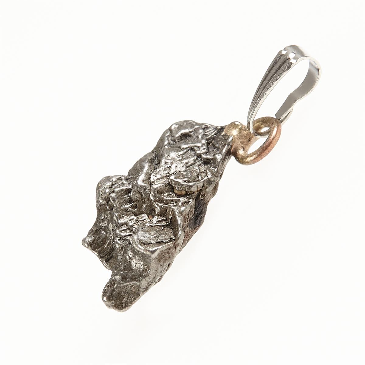 Pendant with meteorite 056