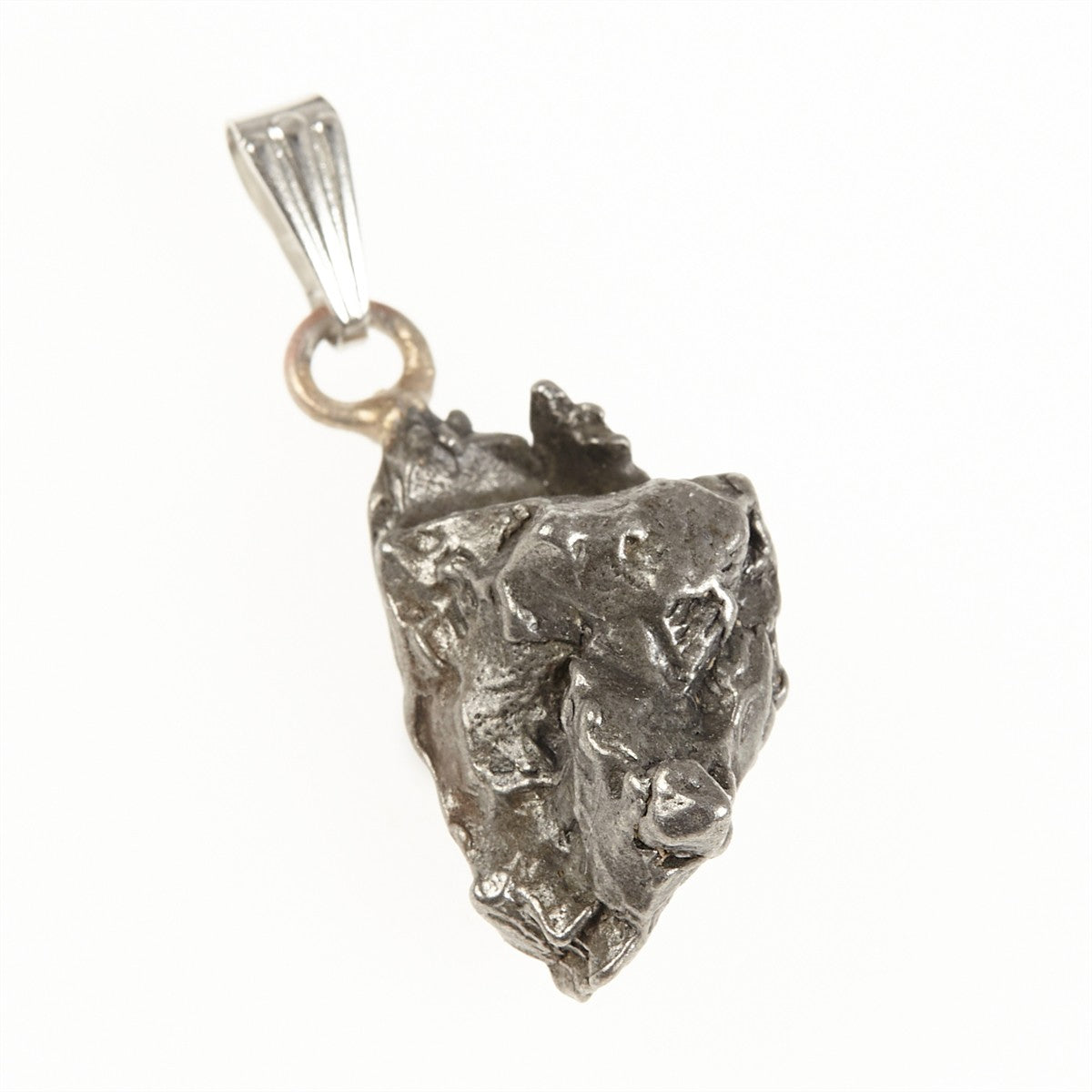 Pendant with meteorite 061