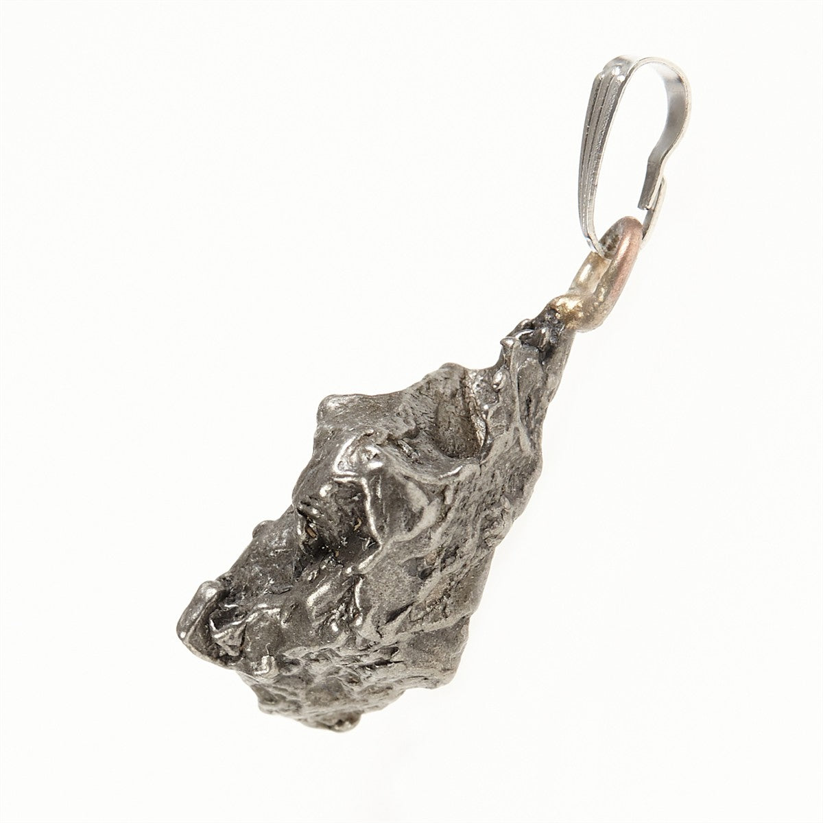 Pendant with meteorite 061