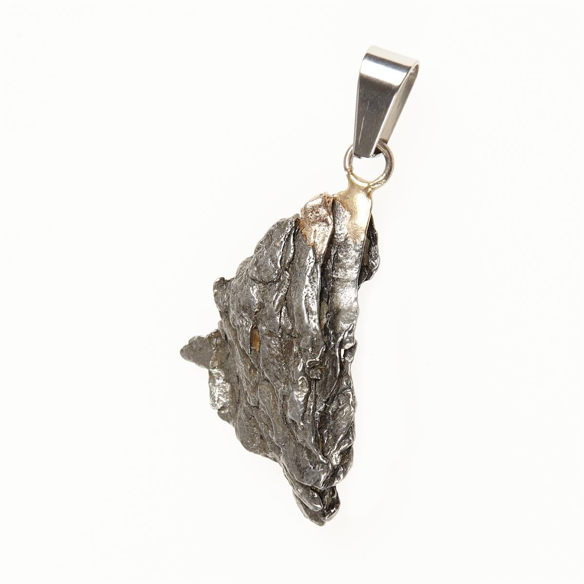 Pendant with meteorite 064
